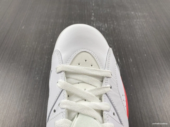 White (2014) Infrared 384664-123 6 Jordan Retro 1123